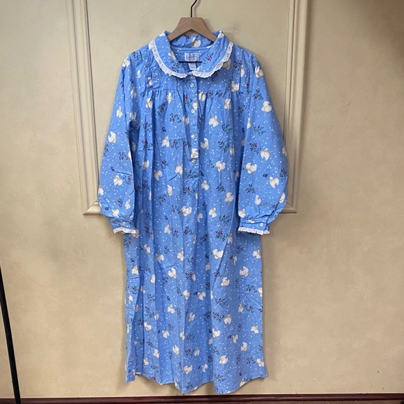 Lanz of Salzburg long flannel nightgown